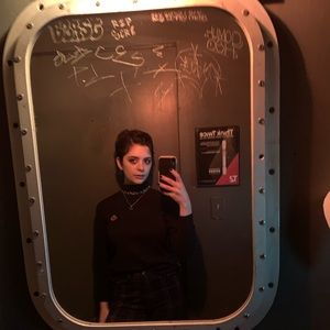 Meet your Posher, Caroline